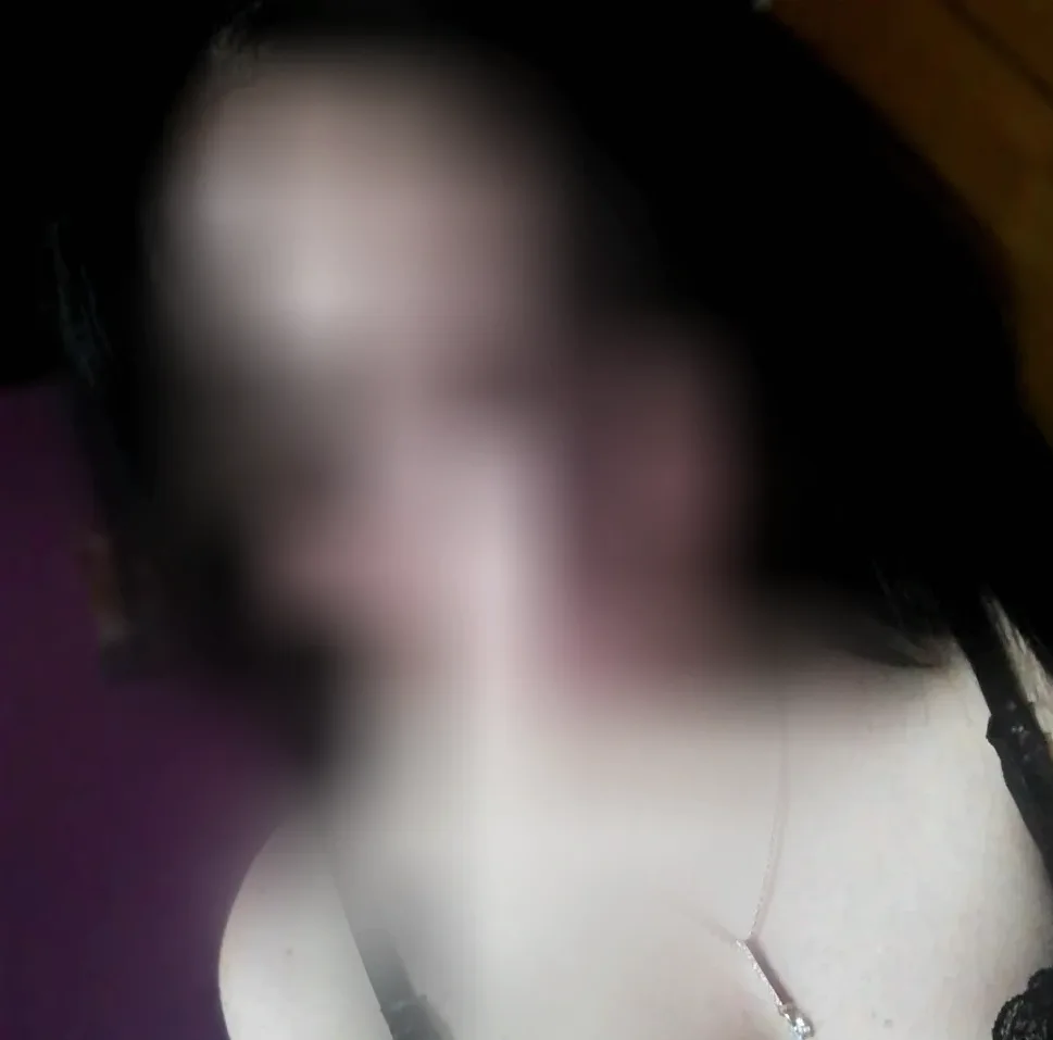 Daniela, 32