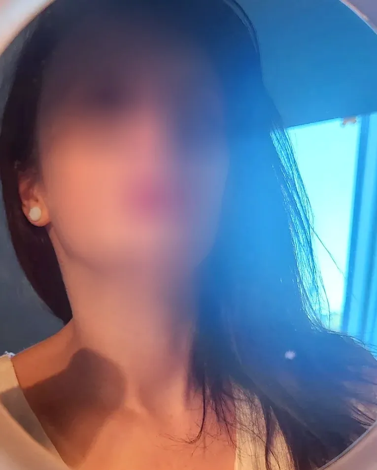 Jasmin, 30